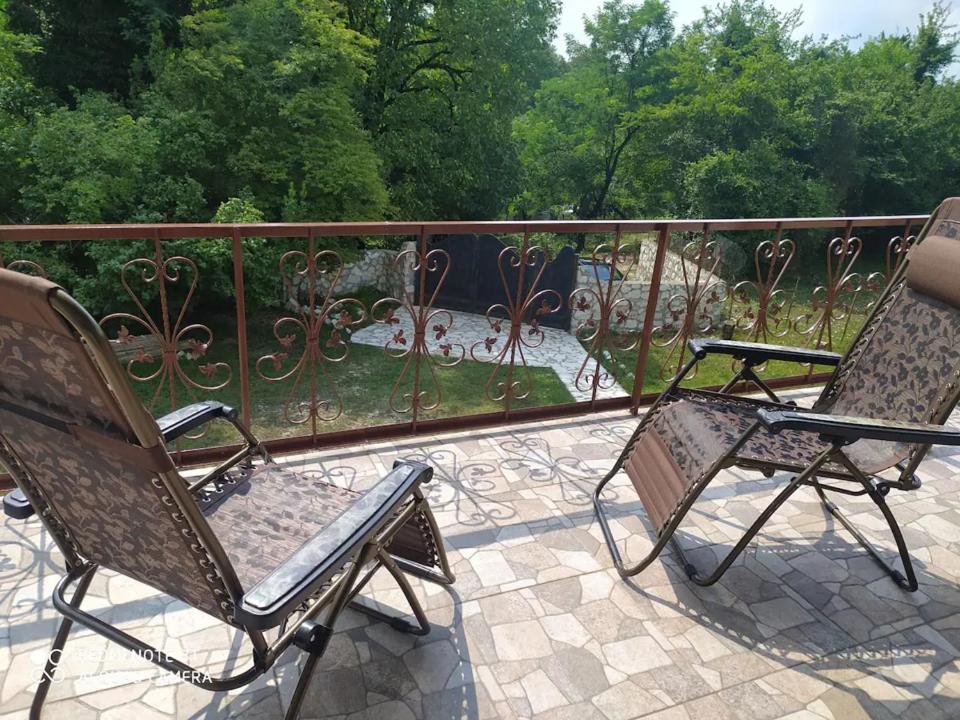 House At The Forest / Სახლი Ტყის Პირას Gordi Екстериор снимка